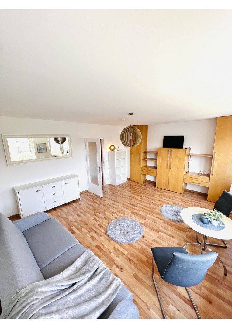 Vollmöbliert & Top Lage: 1-Zimmer-Apartment hinter Nürnberger Burg, 90409 Nürnberg (Großreuth h. d. Veste Gärten h. d. Veste Maxfeld Schoppershof)