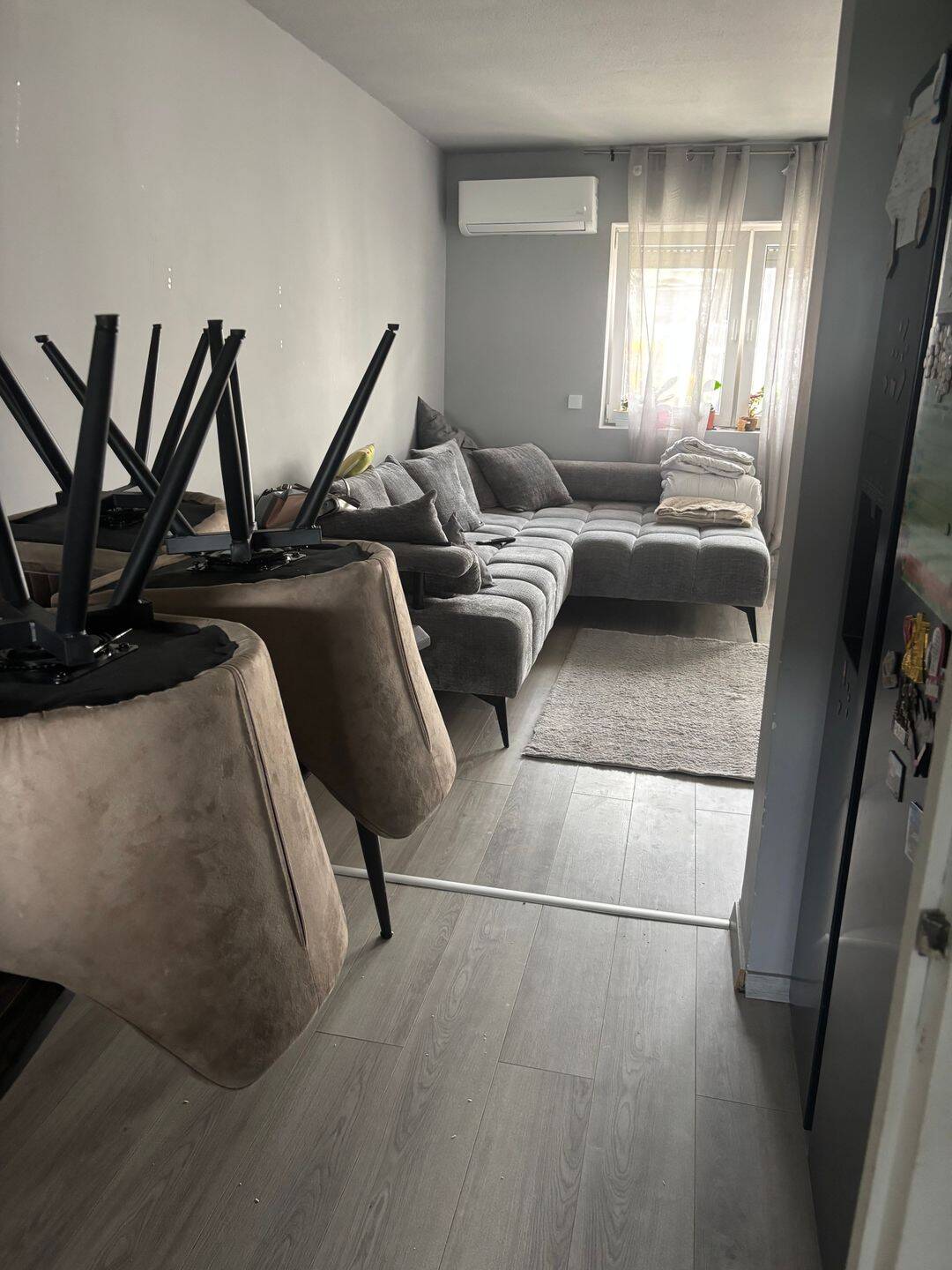 Schönes Reihenhaus in einer ruhigen Lage mit Garage und Stellplatz, 71554 Weissach im Tal
