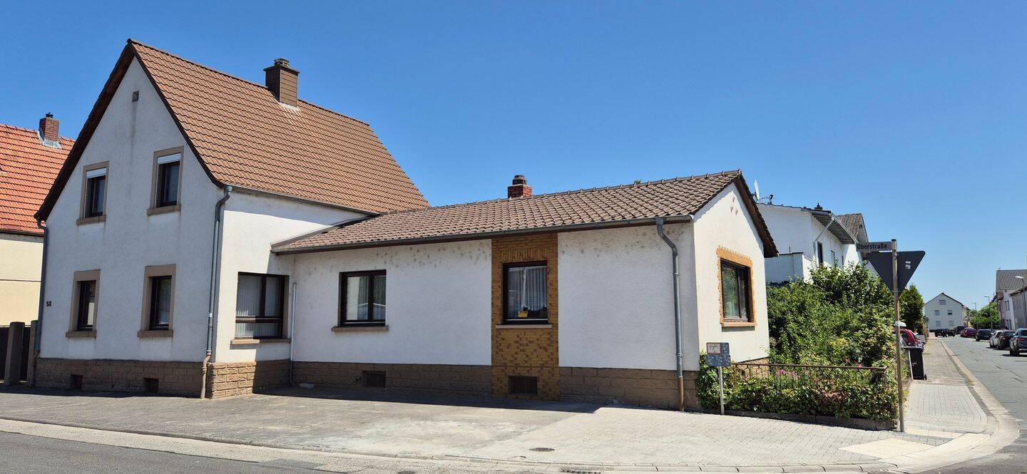 Solides, älteres Wohnhaus mit Grund und Boden, 64589 Stockstadt am Rhein