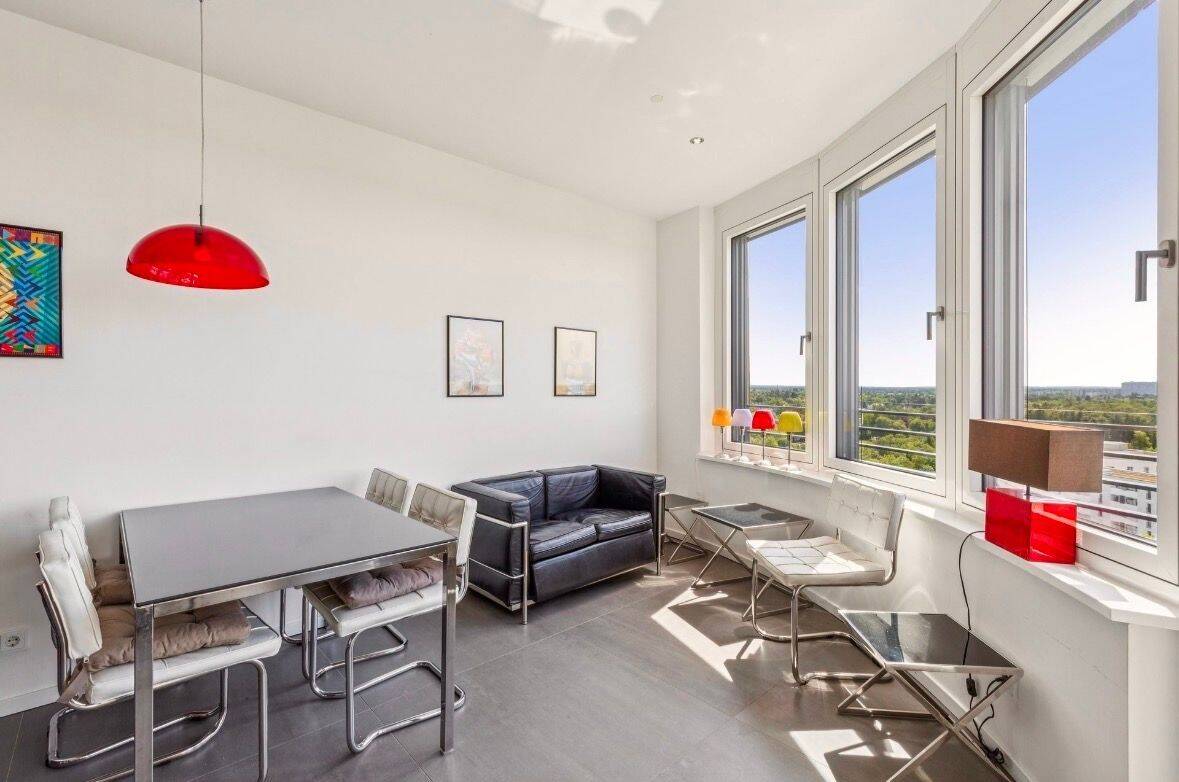 Moderne 2-Zimmer-Wohnung mit Panoramaausblick in Thalkirchen, 81379 München (Sendling Sendling-Westpark Thalk. Obersendl.-Forsten-Fürstenr.-Solln)