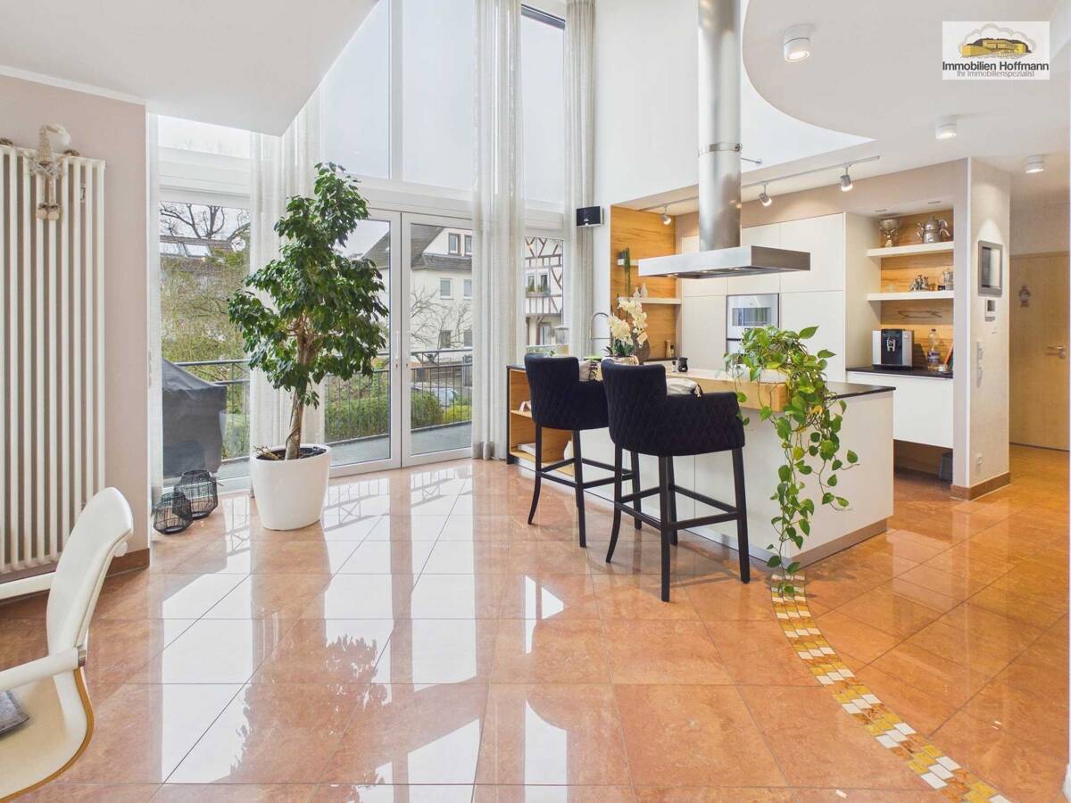 Modernisiertes Zweifamilienhaus in Alzenau 265 m² Wohnfläche – PV, Sauna & Premiumausstattung, 63755 Alzenau