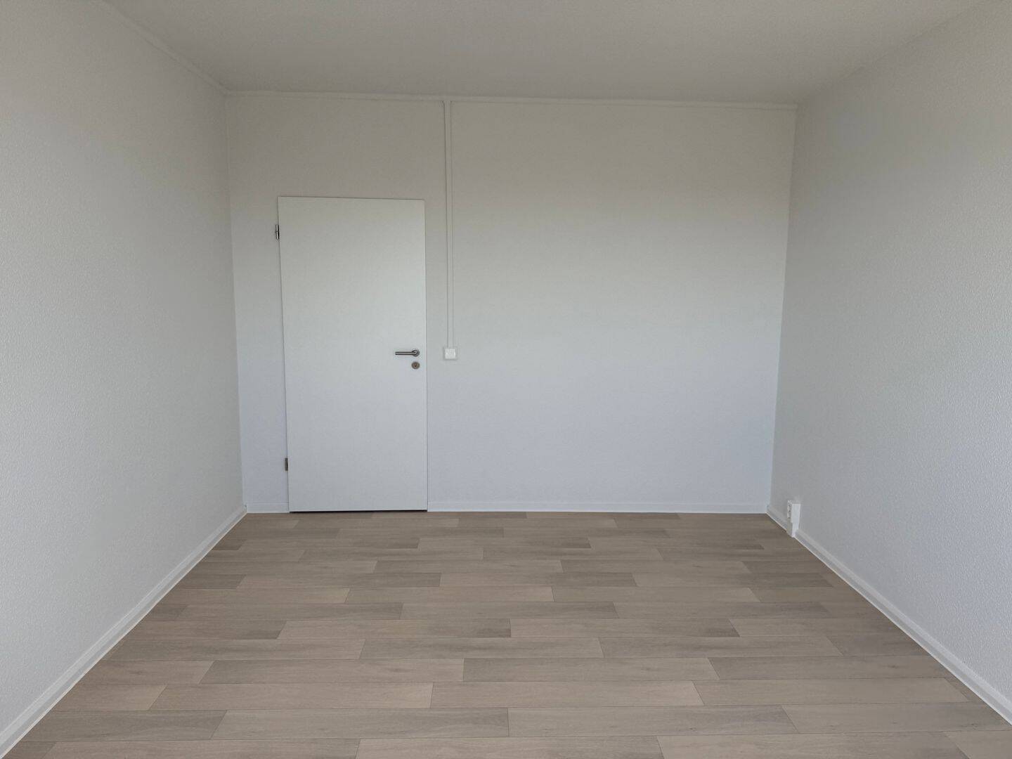 Einziehen und wohlfühlen # Attraktive 2-Zimmer-Wohnung!, 99087 Erfurt (Hohenwinden Roter Berg)