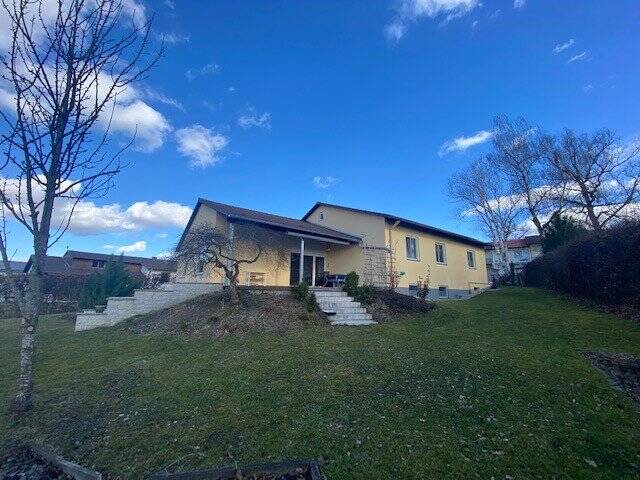 Ruhiges Einfamilienhaus mit traumhaftem Blick auf Donauwörth, 86609 Donauwörth