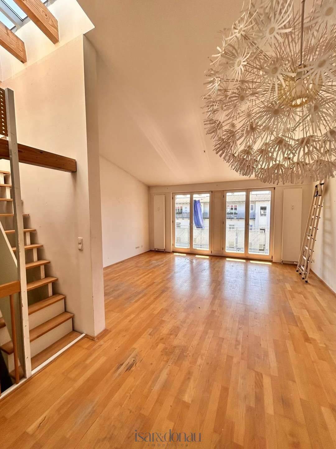 Wohnen auf zwei Ebenen – außergewöhnliche Maisonette in Ottobrunn, 85521 Ottobrunn