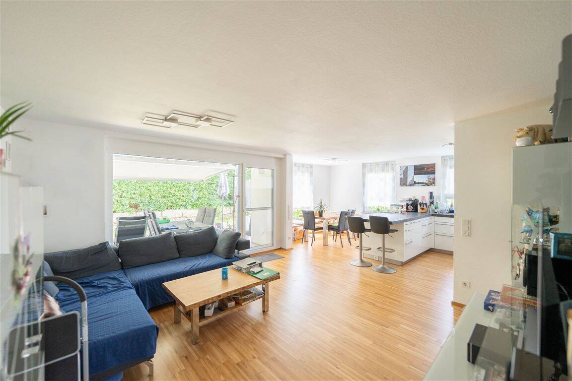 Moderne 4,5-Zimmer-Wohnung mit Terrasse und Garten, 73614 Schorndorf