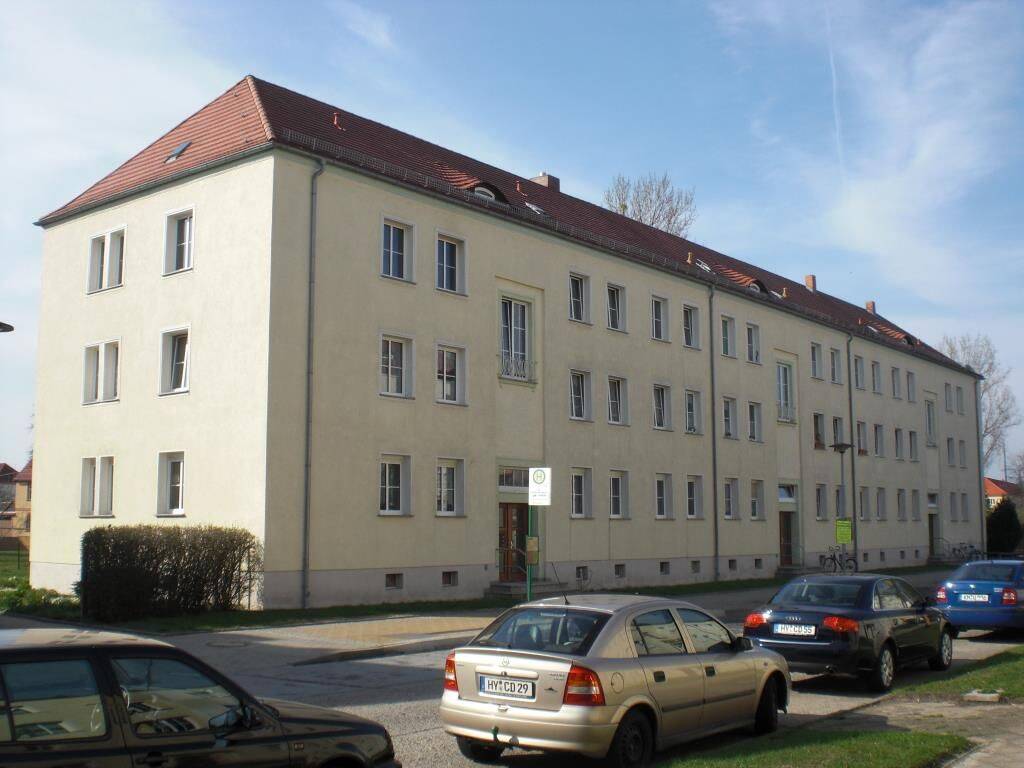 3-Raum-Erdgeschosswohnung mit Balkon in der Altstadt, 2977 Hoyerswerda