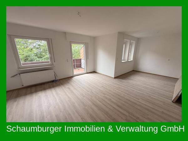 Sanierte 4-Zimmer-Dachgeschosswohnung mit Balkon in Innenstadtlage von Bückeburg, 31675 Bückeburg