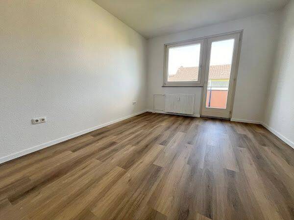 Schöne 2-Zimmer-Wohnung mit Balkon!, 45356 Essen