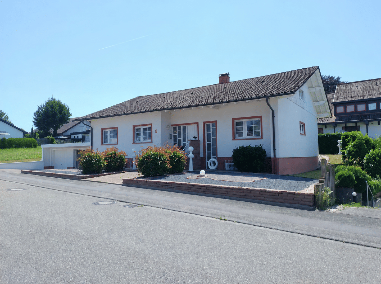Großzügiges Einfamilienhaus in ruhiger Wohnlage von Appenweier, 77767 Appenweier