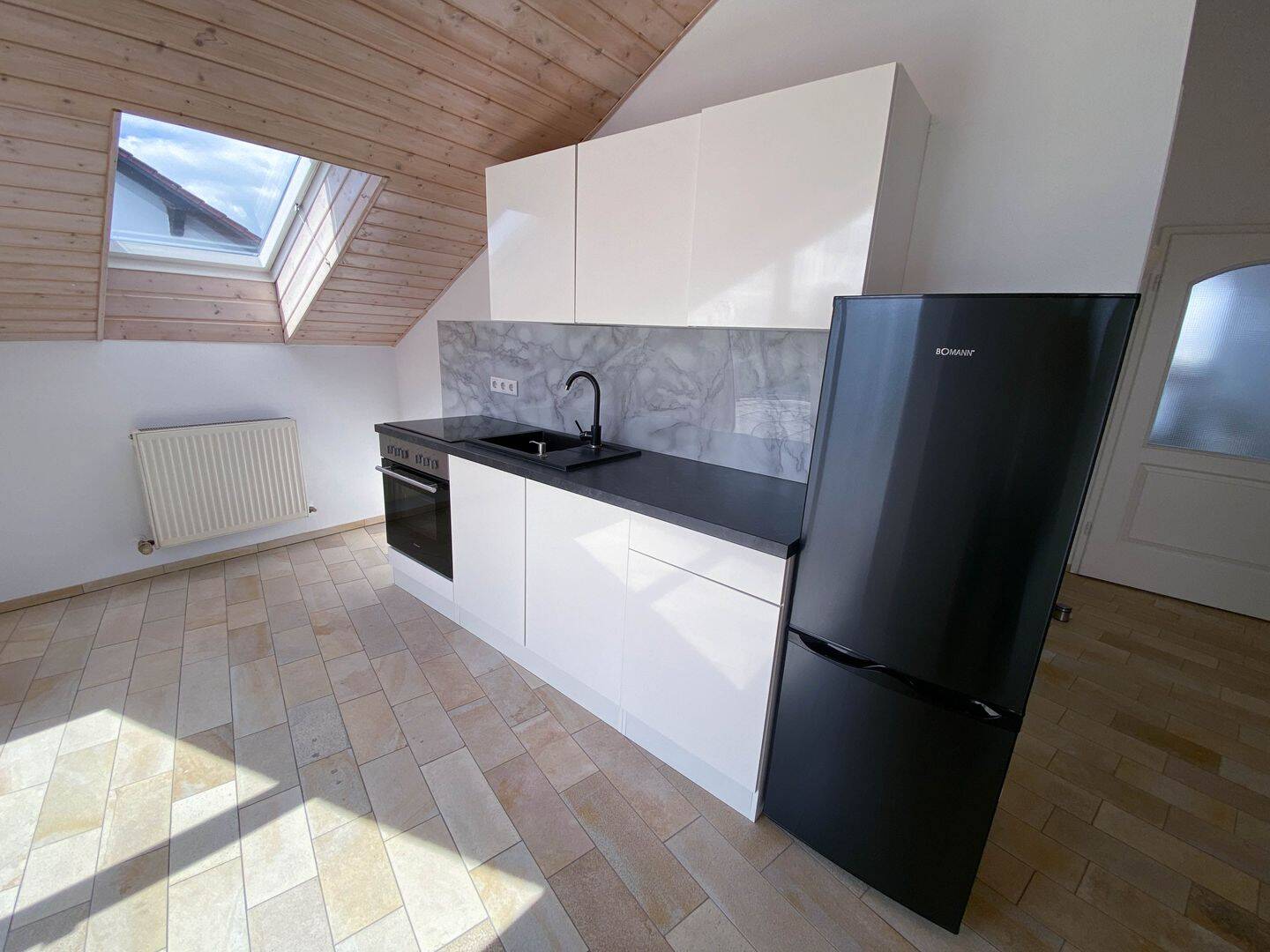 Exklusive 2-Zimmer-Wohnung mit großzügiger Dachterrasse, 85049 Ingolstadt