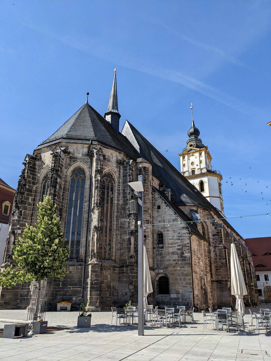 Renditestarkes Mehrfamilienhaus nahe Leipzig: 5 Einheiten in Weißenfels
!!!Provisionsfrei!!!, 6667 Weißenfels