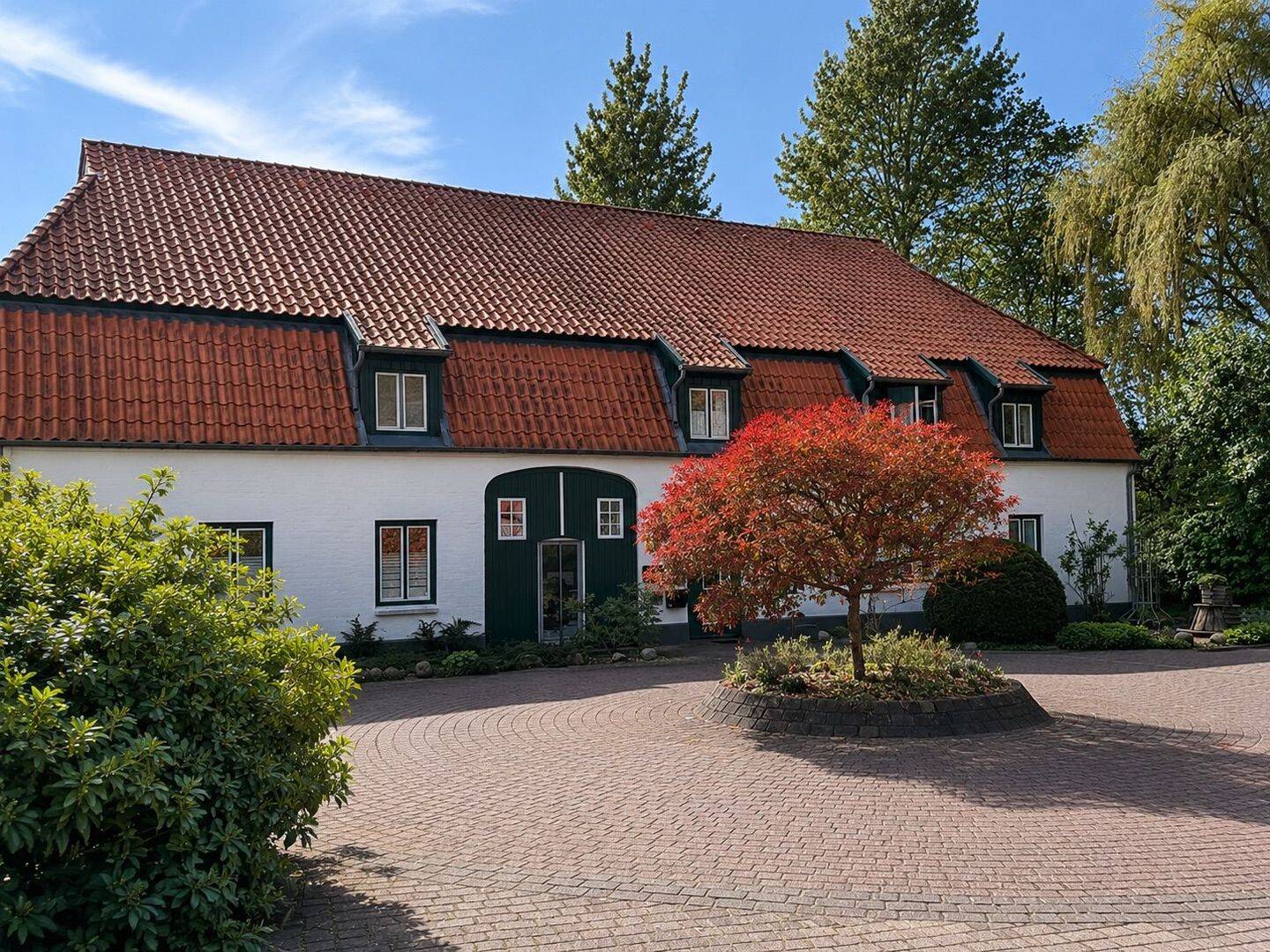 ZINSHAUS: Stilvolles Investment zwischen Ostsee und Schlei, 24398 Karby