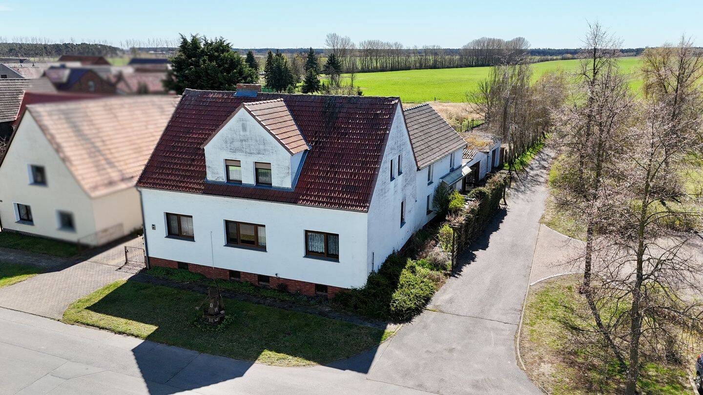 Einfamilienhaus mit großem Garten, Feldblick und vielseitigem Raumangebot, 4916 Schönewalde