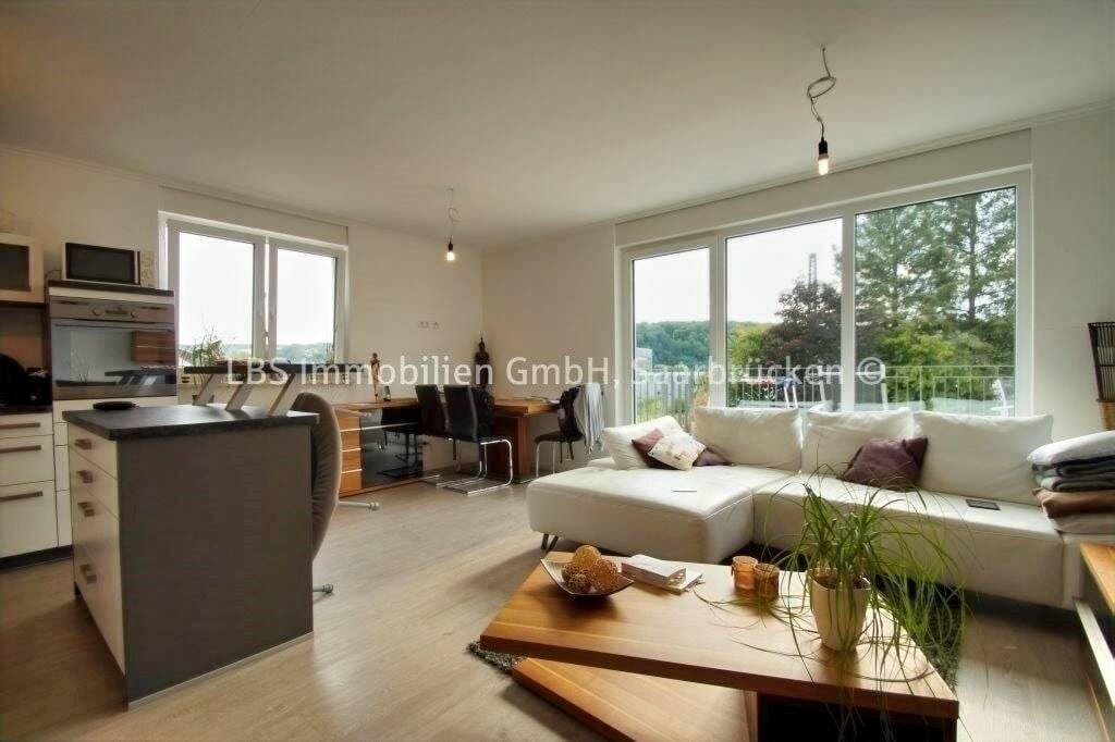 Penthousewohnung – 3-ZKB – 94 m² Wohnfläche – Einbauküche – Stellplatz – Garage – Dachterrasse, 66663 Merzig
