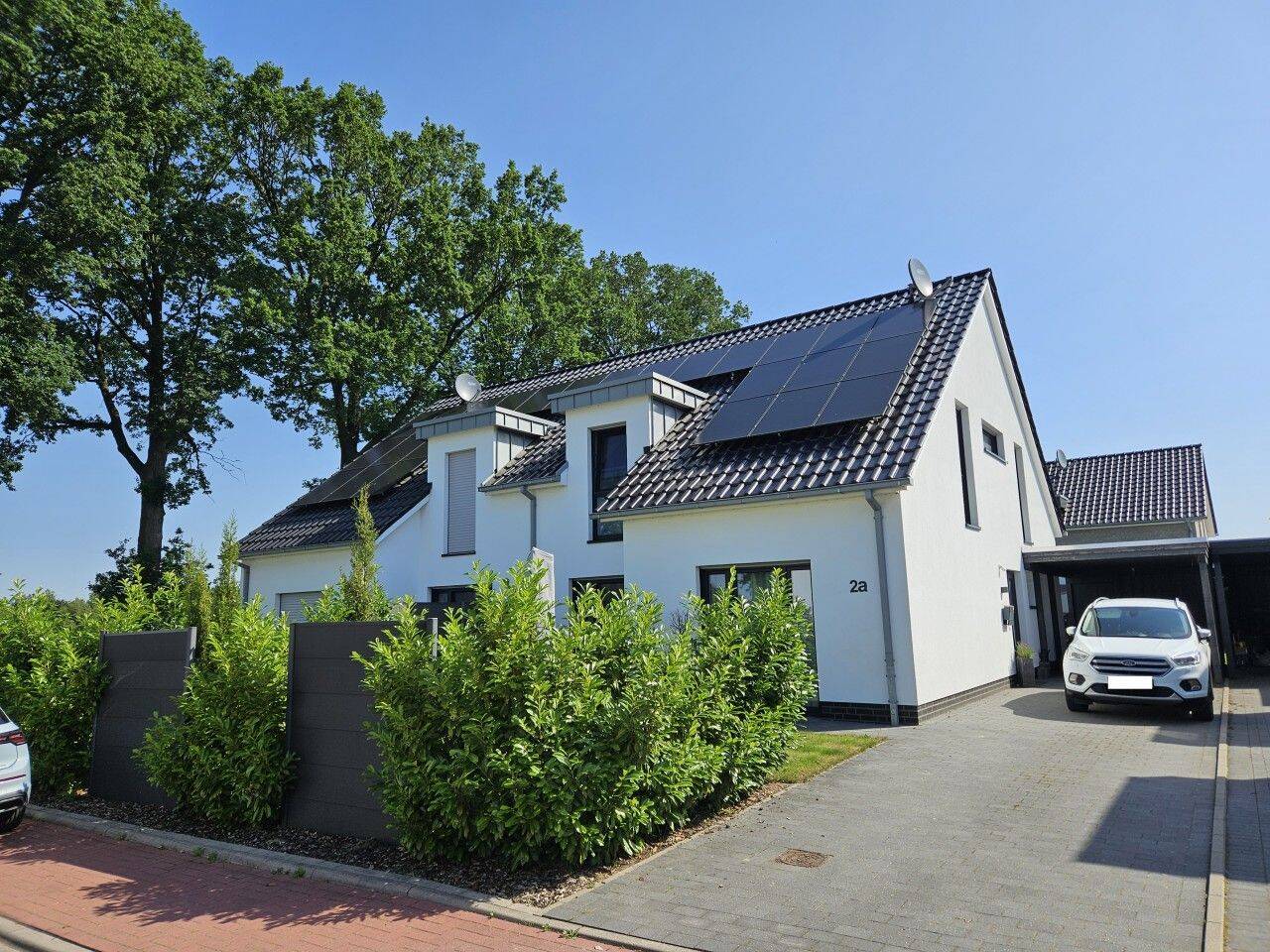 Neuwertige Doppelhaushälfte in schöner Siedlungslage in Lastrup., 49688 Lastrup