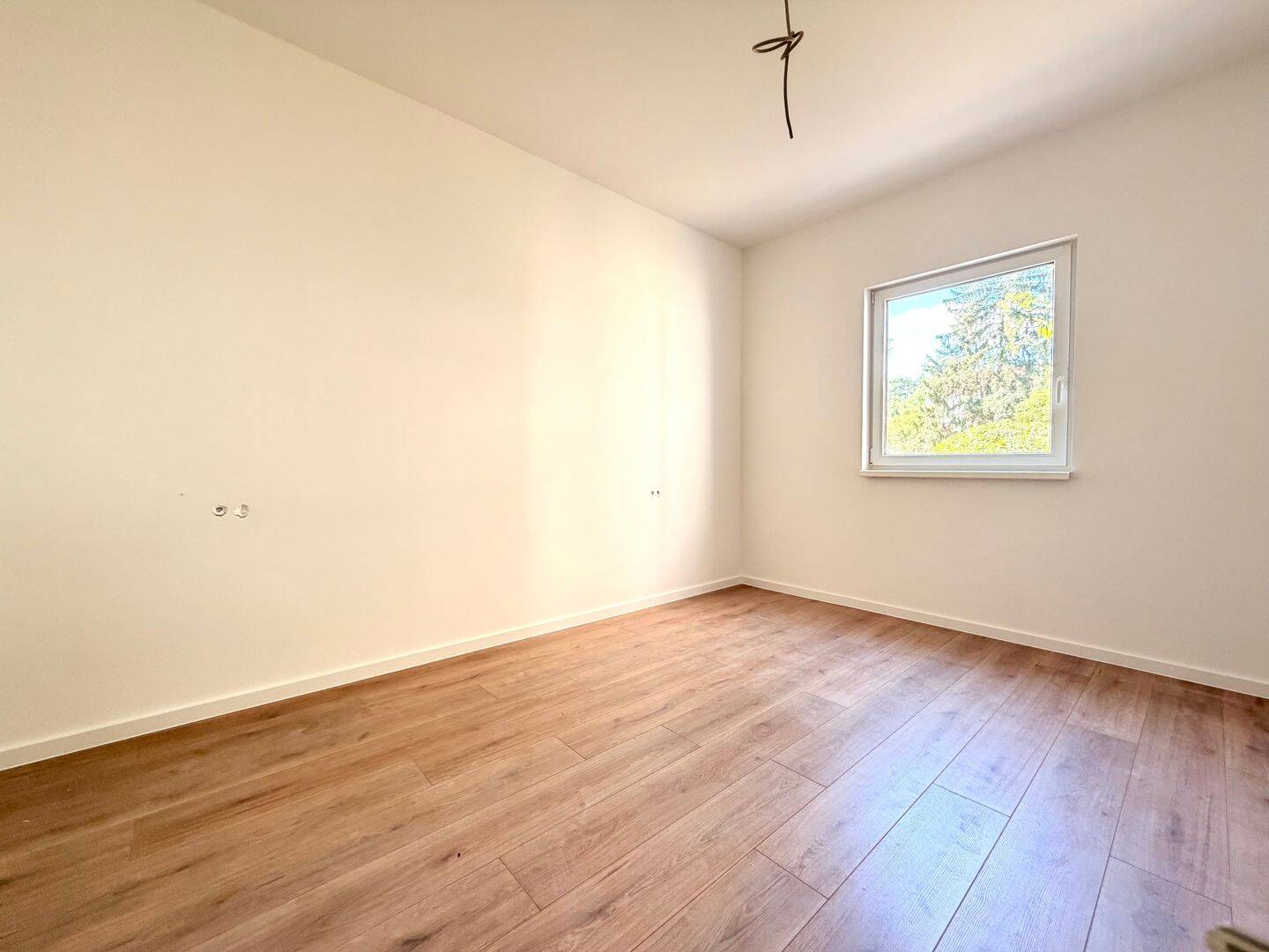 Kernsaniert & erstmals verfügbar – Modernes Apartment am Dutzendteich, 90478 Nürnberg (Dutzendteich Gleißhammer Glockenhof Sankt Peter Zerzabelshof)