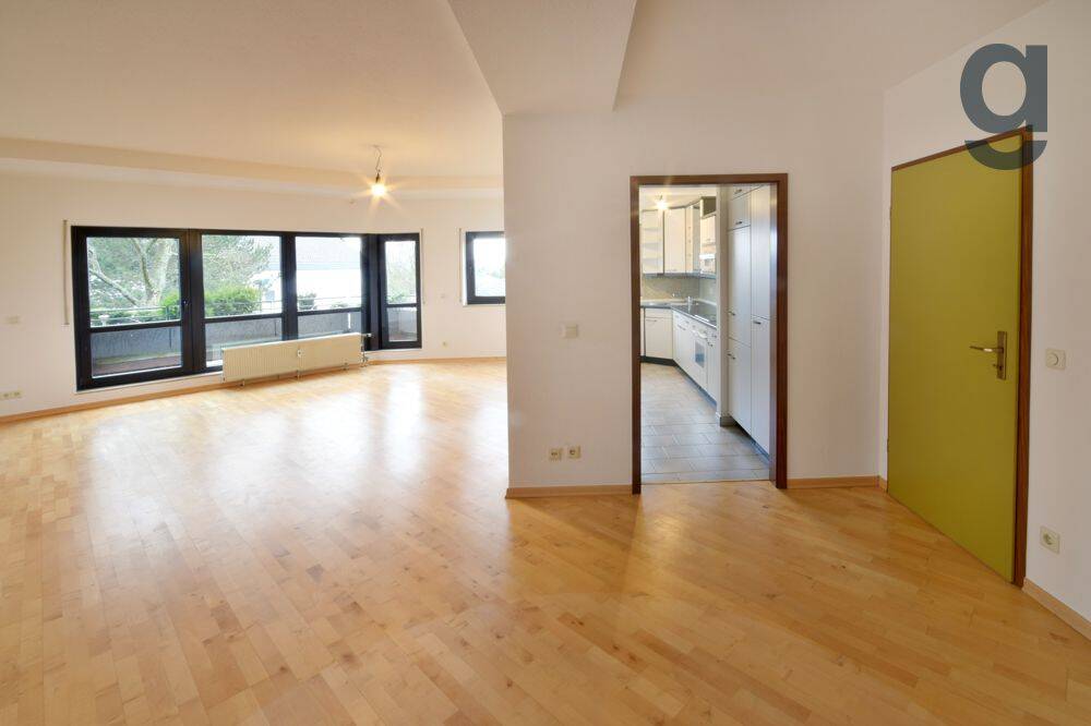 Sonnenbalkon, Aufzug, Tiefgarage – Komfort, der überzeugt., 57439 Attendorn