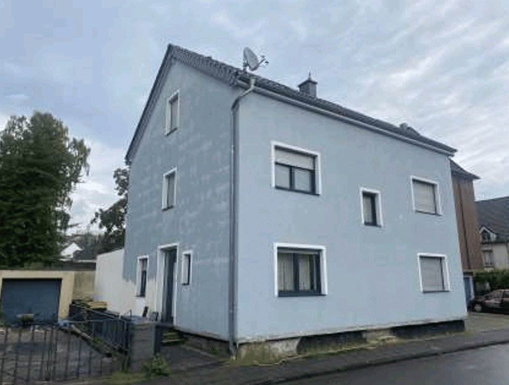 Freistehendes Einfamilienhaus mit Dachterrasse in 47139 Duisburg-Beeck, 47139 Duisburg (Beeck Beeckerwerth Untermeiderich)