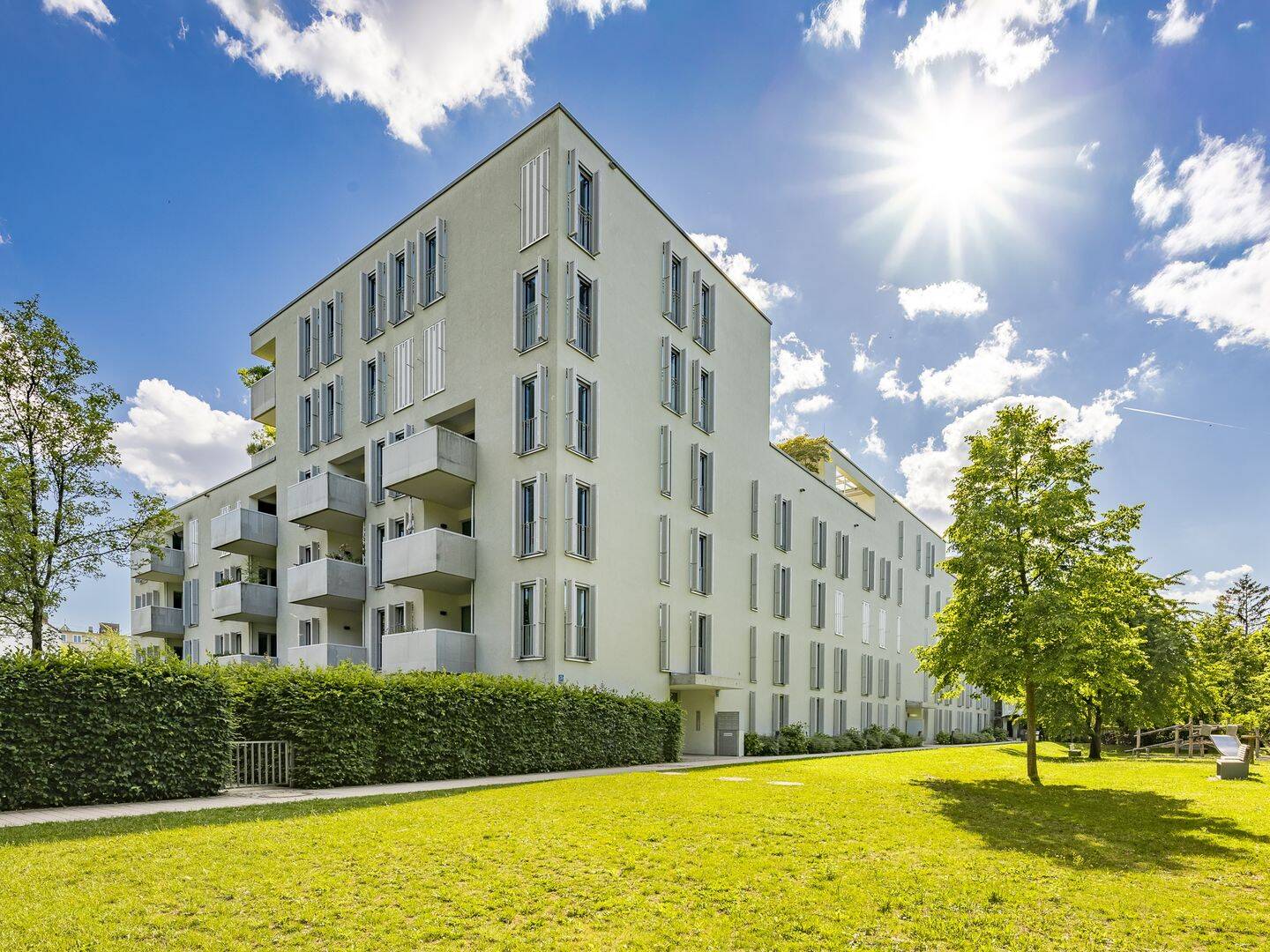 Zuhause zwischen Stadt, Park und Lebensqualität!, 80797 München (Maxvorstadt Milbertshofen-Am Hart Neuhausen-Nymphenburg Schwabing-West)