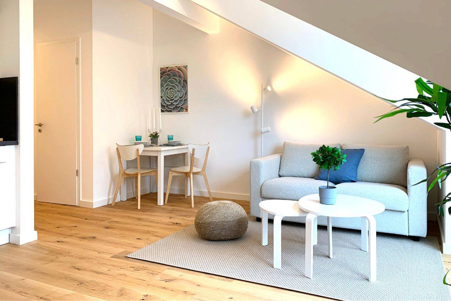 Wohnen auf Zeit: 1,5-Zimmer-Wohnung mit Südwest-Balkon in Hamburg-Marienthal, 22041 Hamburg (Wandsbek Marienthal Tonndorf)