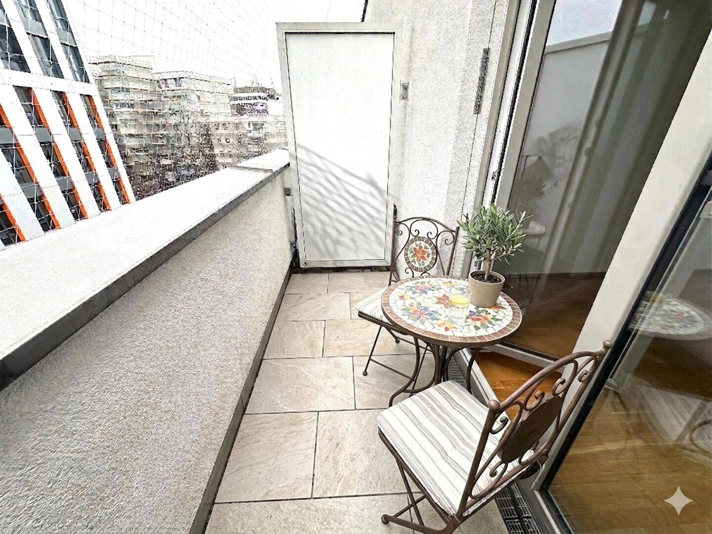 Apartment im Studentenwohnheim, 81669 München (Au-Haidhausen Ramersdorf-Perlach)