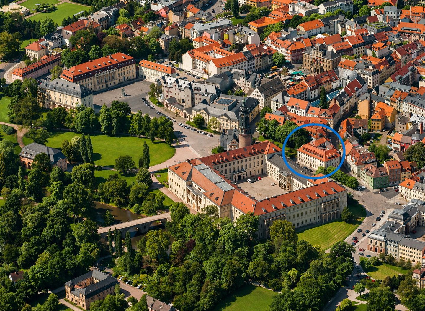 Helle 2-Raumwohnung mit Schlossblick – Altbaucharme in Bestlage der Altstadt, 99423 Weimar (Altstadt Innenstadt Nordvorstadt Südstadt Westvorstadt)