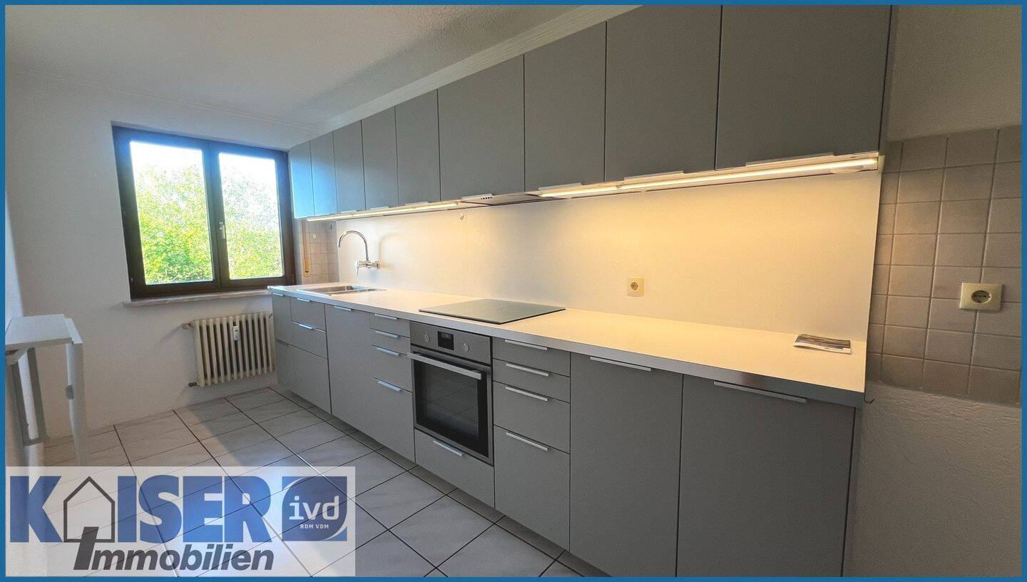 Attraktive 3,5-Zimmer-Wohnung mit Südwest-Balkon in Waldshut (Aarberg), 79761 Waldshut-Tiengen