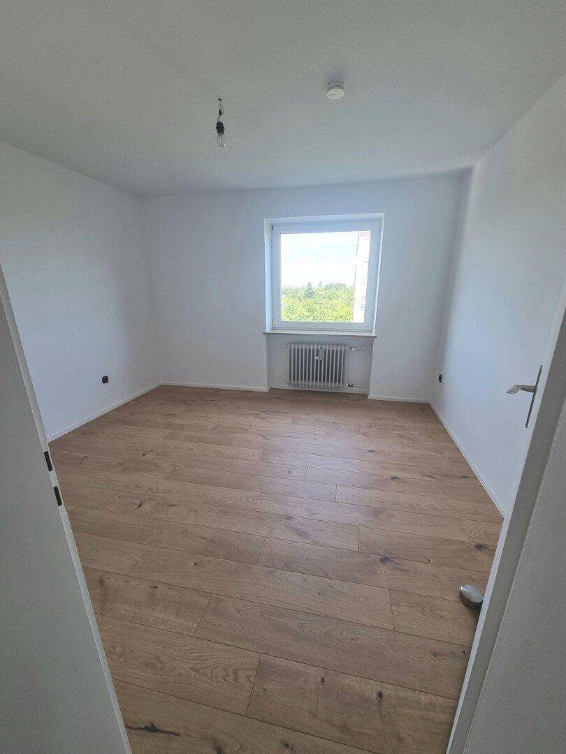 !!!PROVISIONSFREI!!! Frisch renovierte 3-Zimmer-Wohnung in München-Hadern/Blumenau