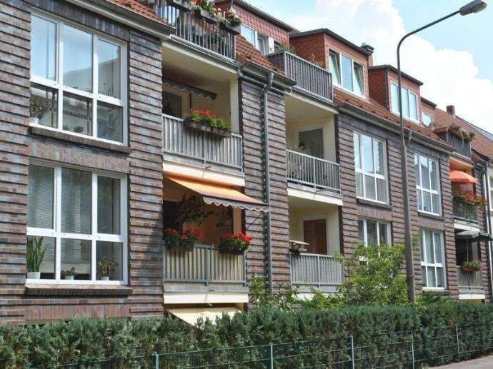Helle 3-Raum-Wohnung mit Loggia, Wannenbad, Küche mit EBK in sehr ruhiger Lage, 19322 Wittenberge