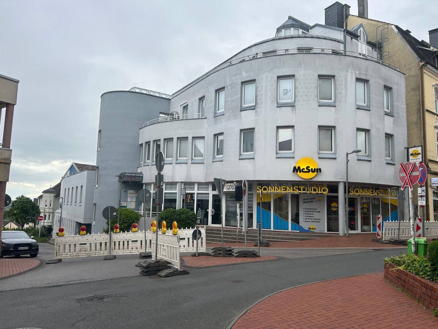 Maisonette-Wohnung (3.5-Zimmer) mit großzügiger Dachterrasse, Kamin, Aufzug und Tiefgaragenstellplatz mitten in der City…, 58507 Lüdenscheid