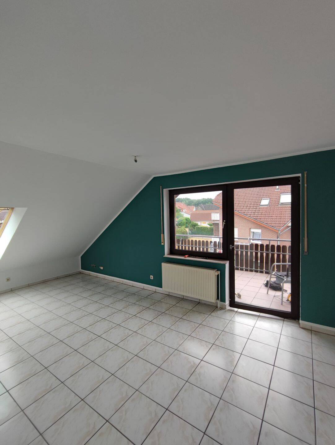 Helle Dachgeschosswohnung in Wallenhorst zu vermieten, 49134 Wallenhorst