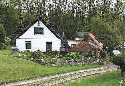 Einfamilienhaus mit großem Garten in Dederstedt, 6317 Seegebiet Mansfelder Land