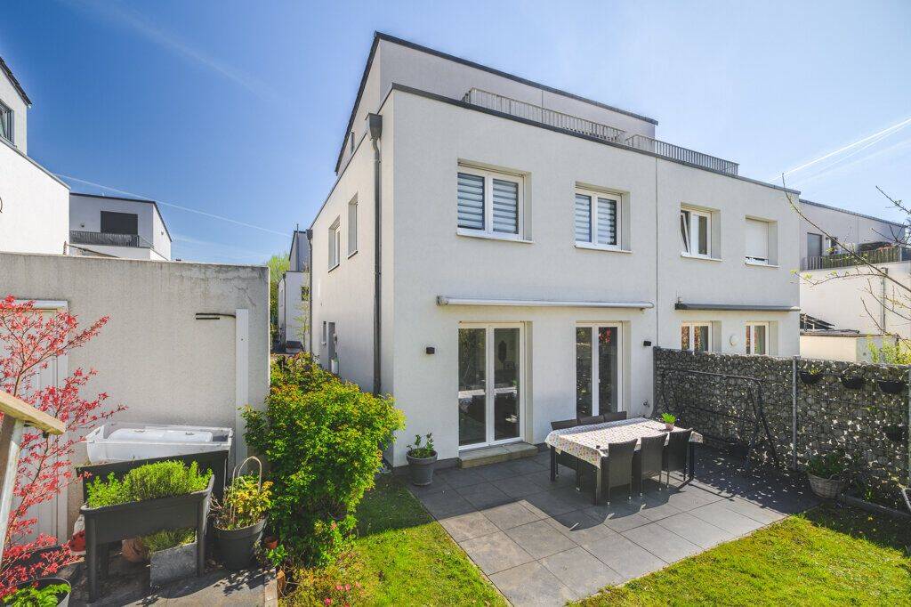 Laurensberg! Neuwertiges Einfamilienhaus mit top Energieeffizienz im Schatten von Schloss-Rahe