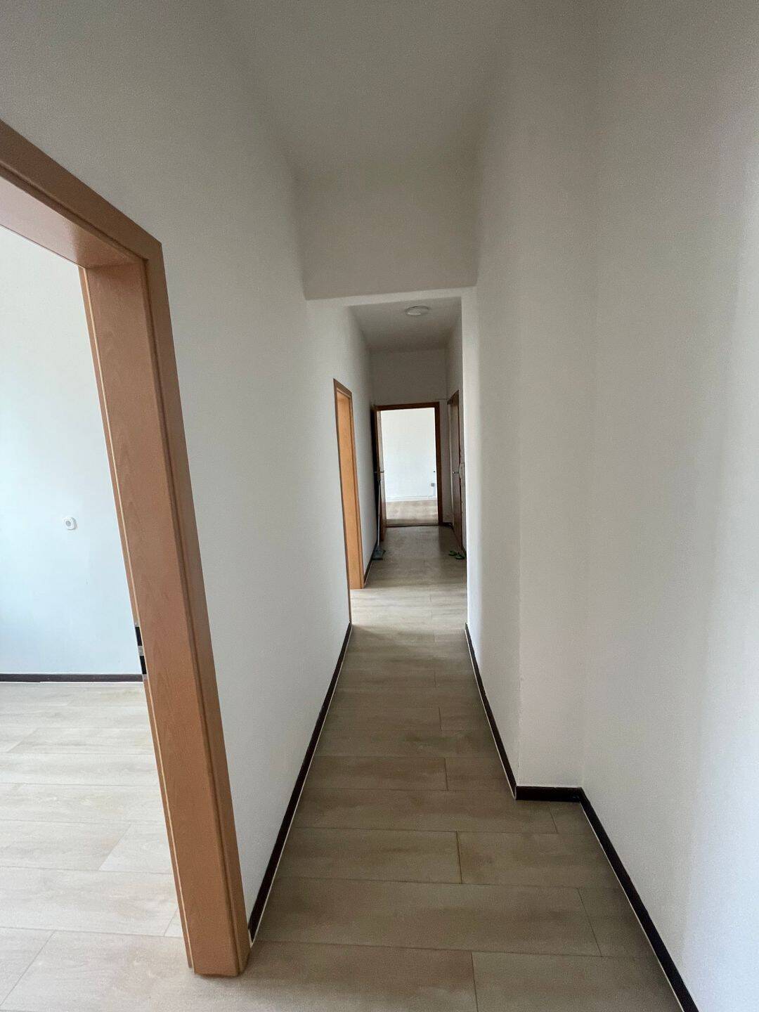 Helle renovierte 3 Zimmer Wohnungmit Einbauküche, 95028 Hof (Haidt Innenstadt Jägersruh Leimitz)