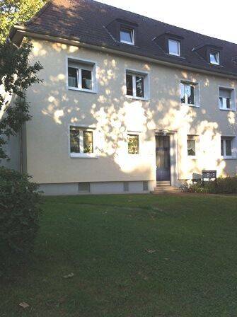 Kleine 2-Zimmer-Wohnung in Essen Frohnhausen für Sie!, 45144 Essen (Frohnhausen)