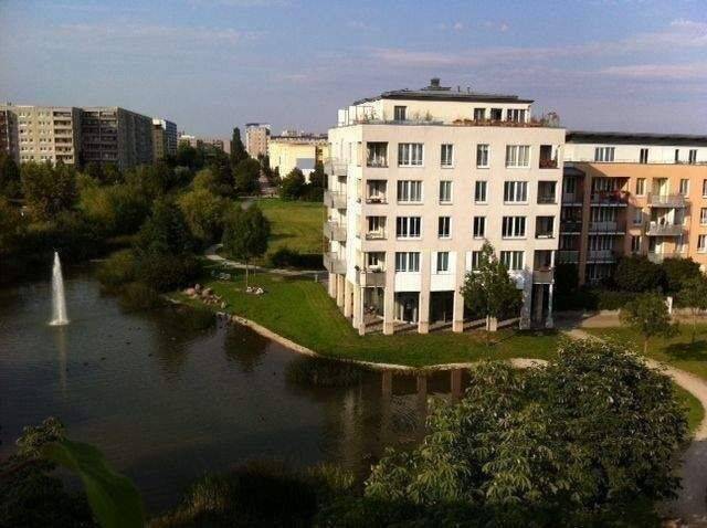 SONNIGES PENTHOUSE! 2 Dachterrassen, Aufzug, Tiefgaragen-Stellplatz uvm. in grüner ruhiger Stadtrandlage!, 12529 Schönefeld