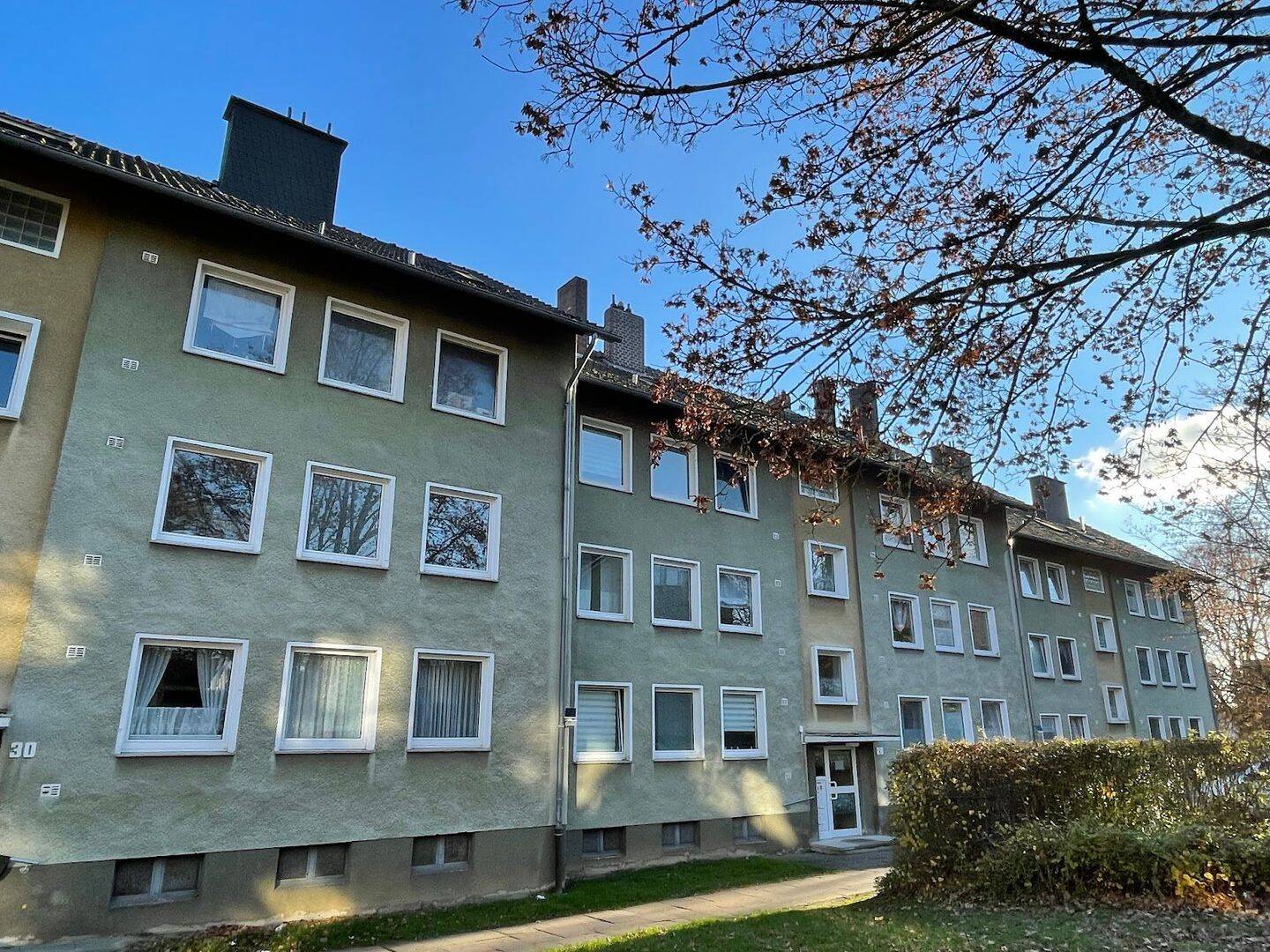 WWS – Frisch renovierte 3-Raum Wohnung in ruhiger Wohngegend !, 32049 Herford