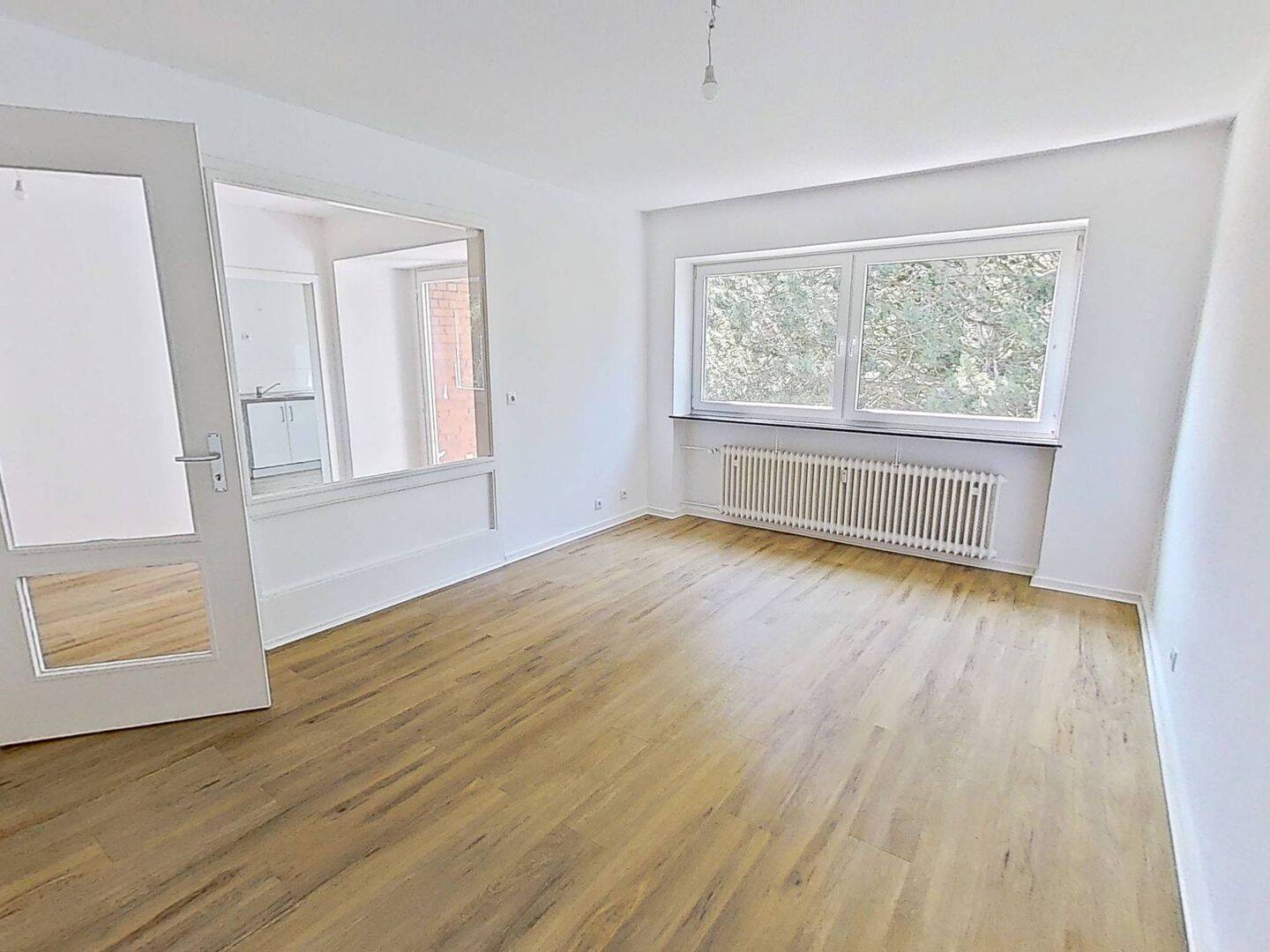 Viel Platz zum Wohlfühlen: Charmante 3-Zimmer-Wohnung mit Loggia nahe dem Schleiufer, 24376 Kappeln