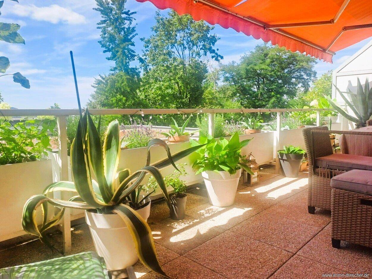 Großzügige Wohnung mit Balkon, Terrasse, TG-Stellplatz, in St. Arnual mit Fernbilck, 66119 Saarbrücken