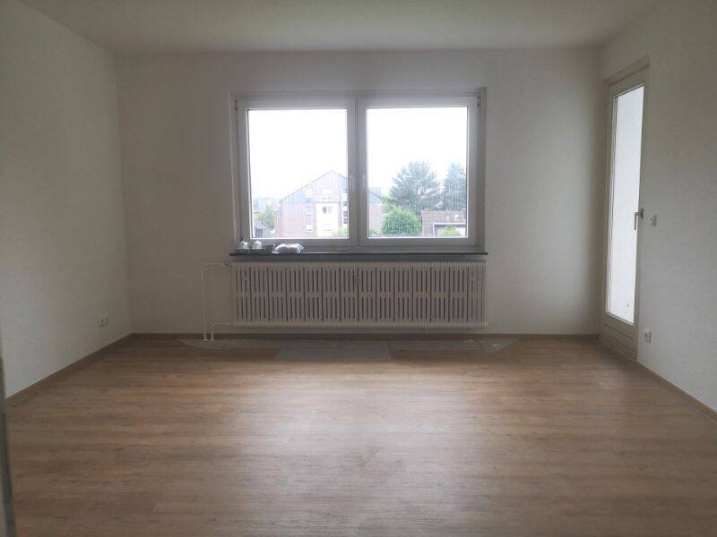 +++ Duisburg-Rumeln – 3-Raumwohnung mit Balkon und Wannenbad +++, 47239 Duisburg (Rumeln-Kaldenhausen)