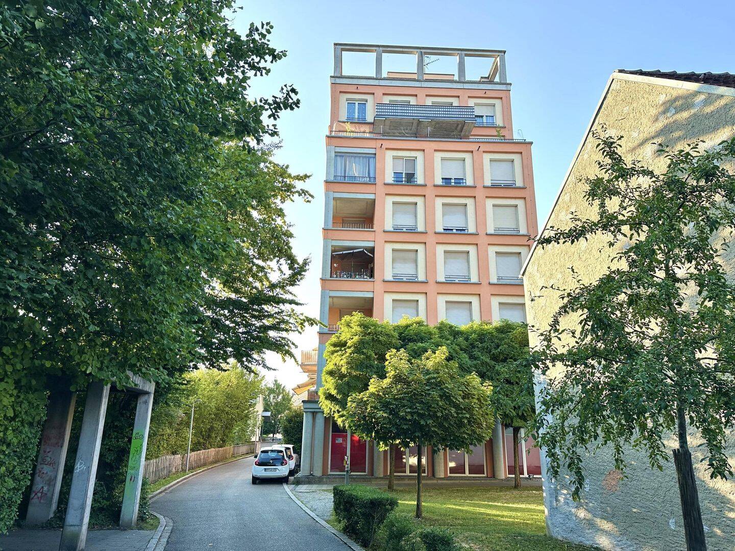 Barrierefreie 2-Zimmer-Wohnung mit Balkon – Seniorenwohnanlage mit Blick auf den Hohentwiel, 78224 Singen (Hohentwiel)