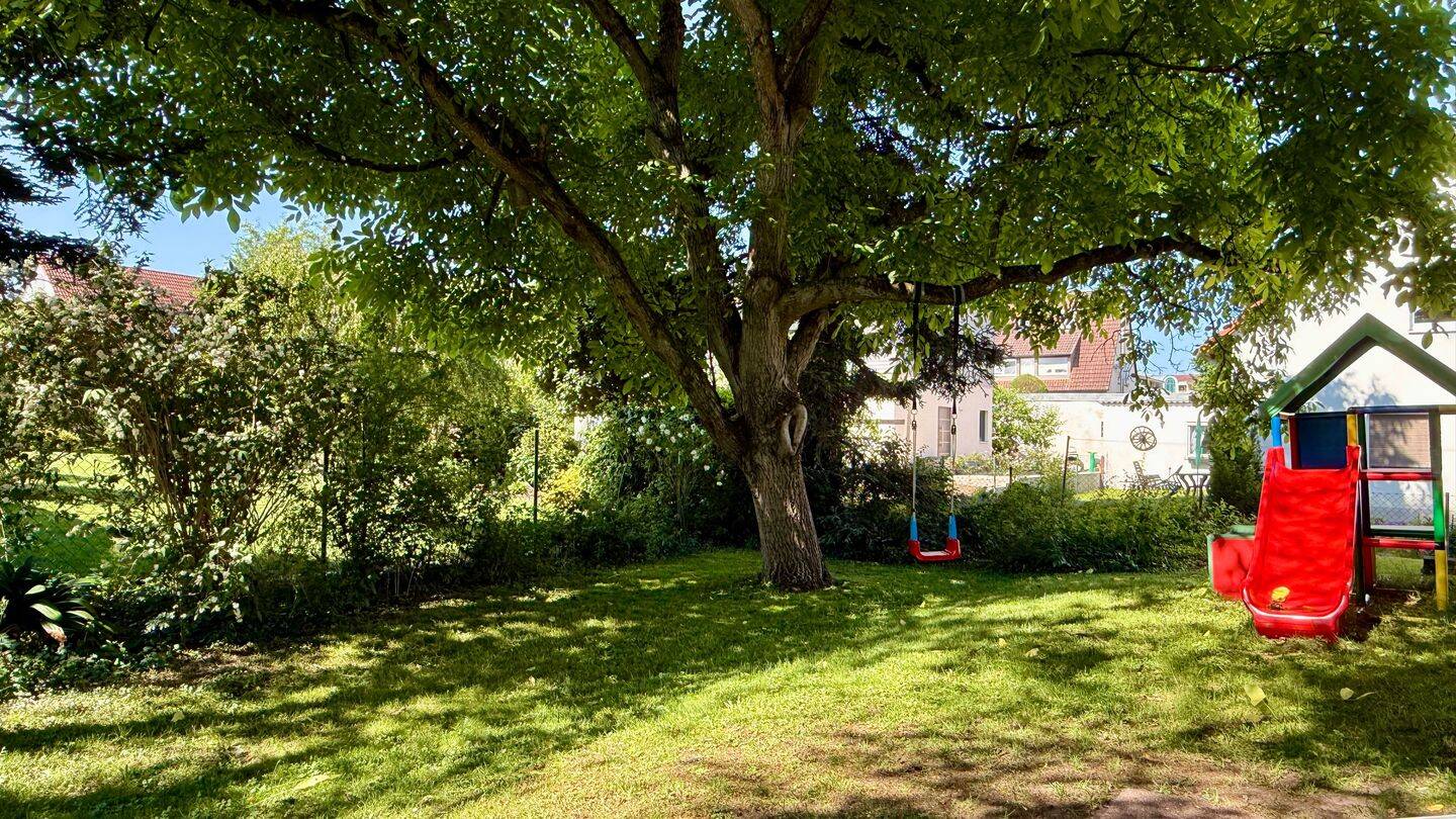 Freistehendes EFH in ruhiger Lage mit 700 qm Grund, 90455 Nürnberg