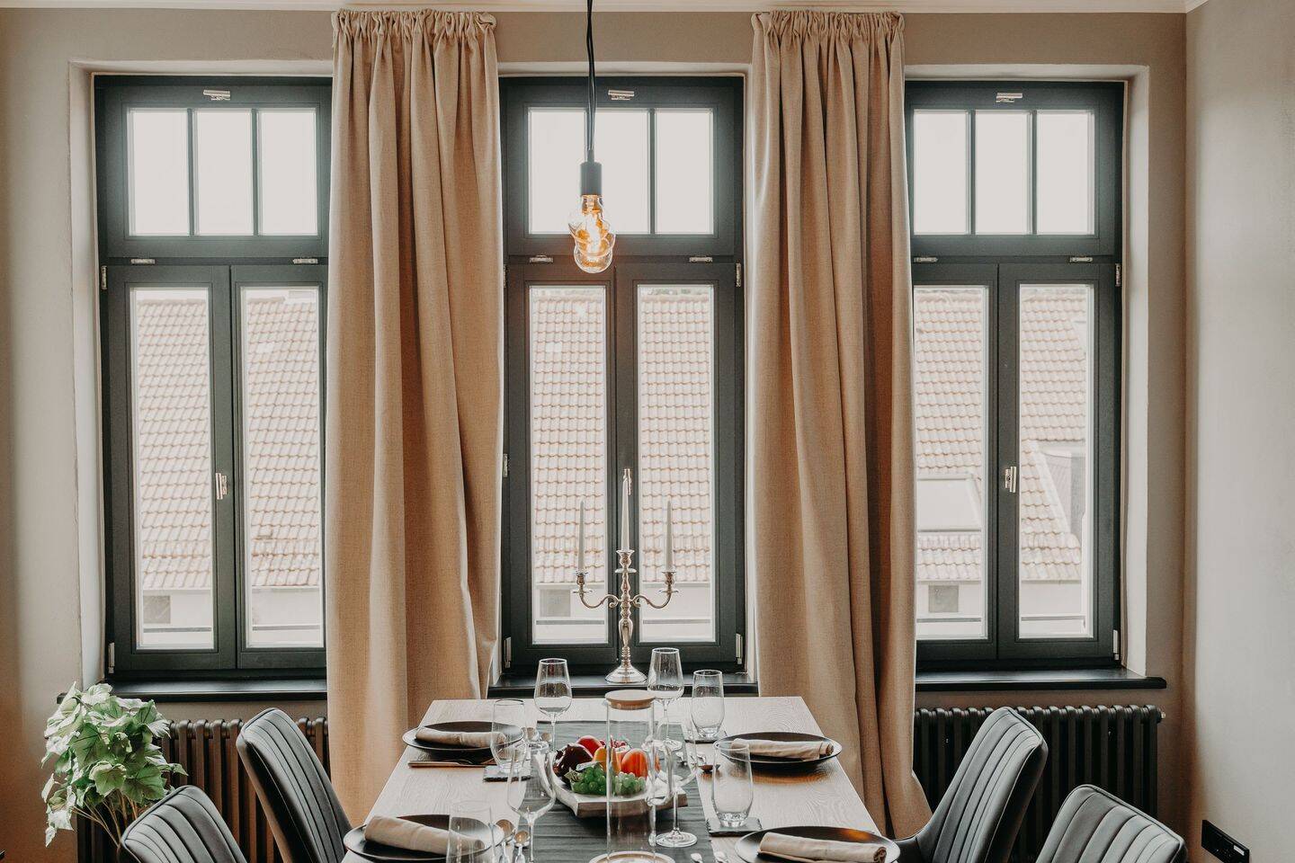 LUXURIÖS SANIERTE ALTBAUETAGE MIT BALKON IM INNEREN ÖSTLICHEN RING, 38106 Braunschweig (Braunschweig)