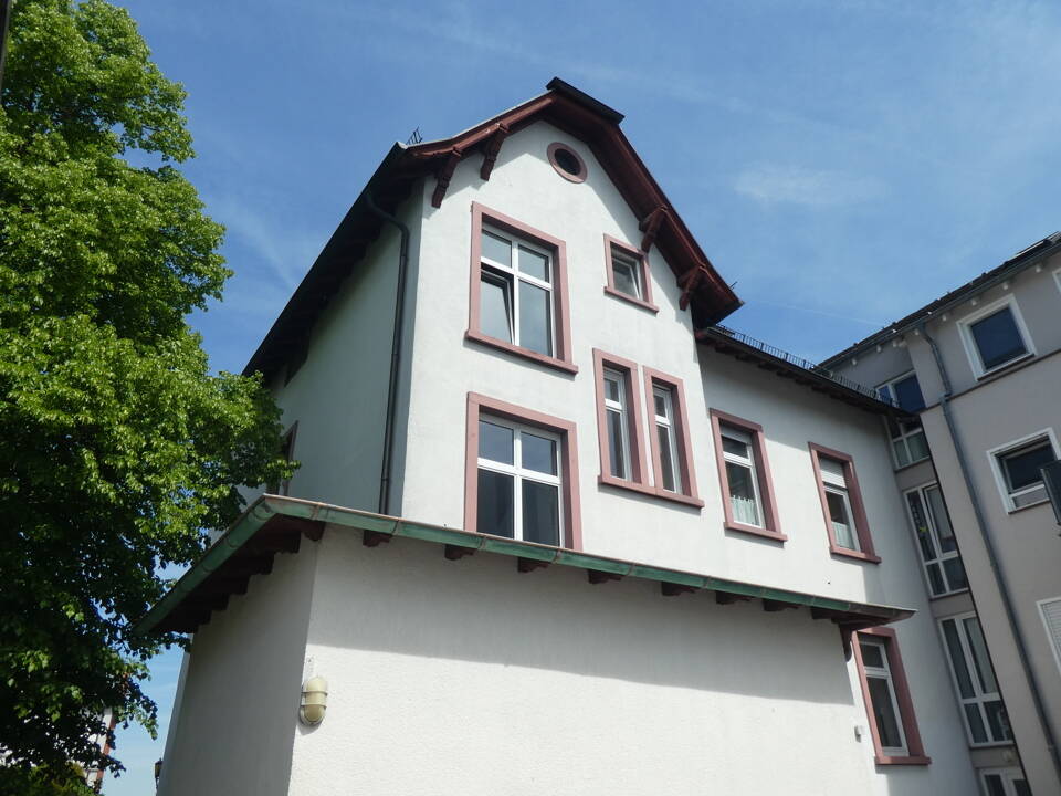 Lichtdurchflutetes Wohnen in historischer Stadtvilla – zentral gelegen in Friedrichsdorf!, 61381 Friedrichsdorf