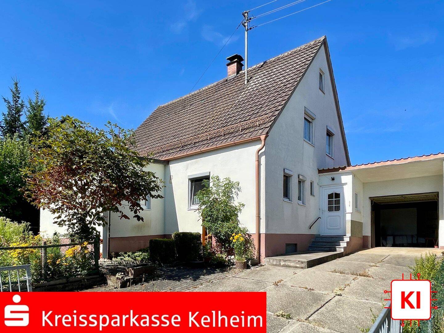 gepflegtes, aber renovierungsbedürftiges Einfamilienhaus mit Garage in Aufhausen bei Mainburg, 84048 Mainburg