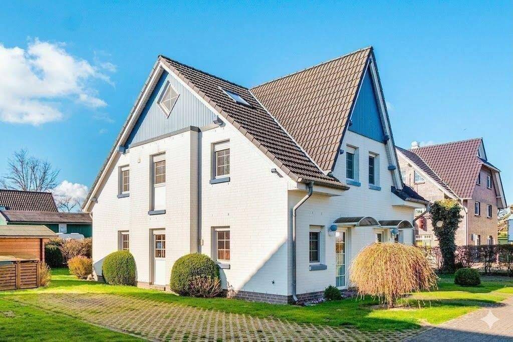 Doppelhaushälfte in absoluter Bestlage, 18374 Zingst