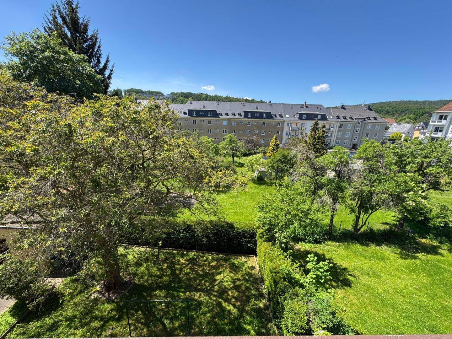Tierparkseite! Sanierte 3 Raum Whg. mit Balkon & Dusche in Debschwitz!, 7548 Gera