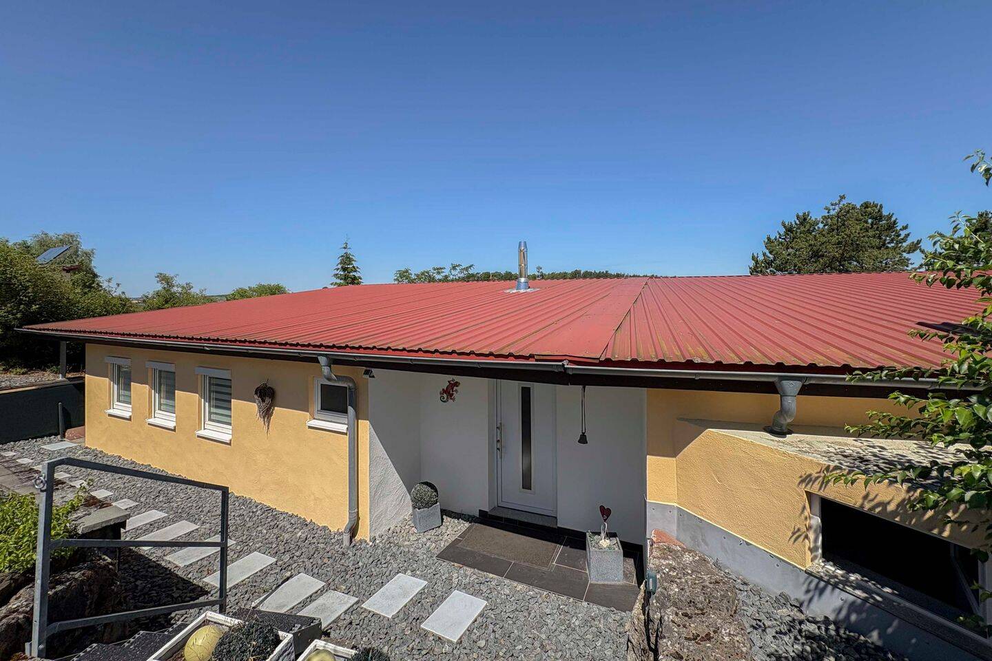 Erholung beginnt hier – gepflegtes Wochenendhaus mit Sauna auf großem Grundstück, 97900 Külsheim