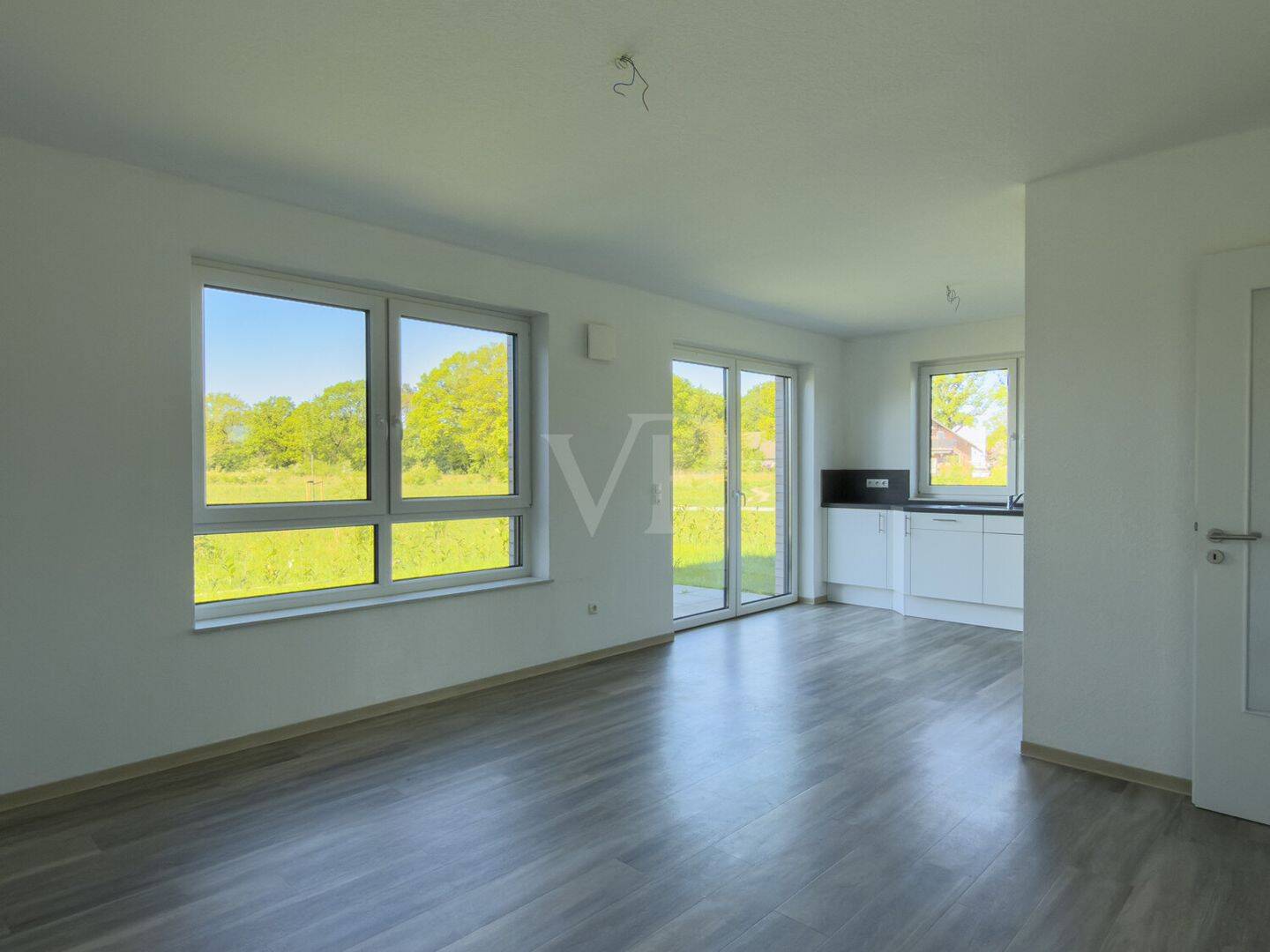 Neuwertige Erdgeschosswohnung mit Blick ins Grüne, 26131 Oldenburg (Oldb) (Bloherfelde Eversten)