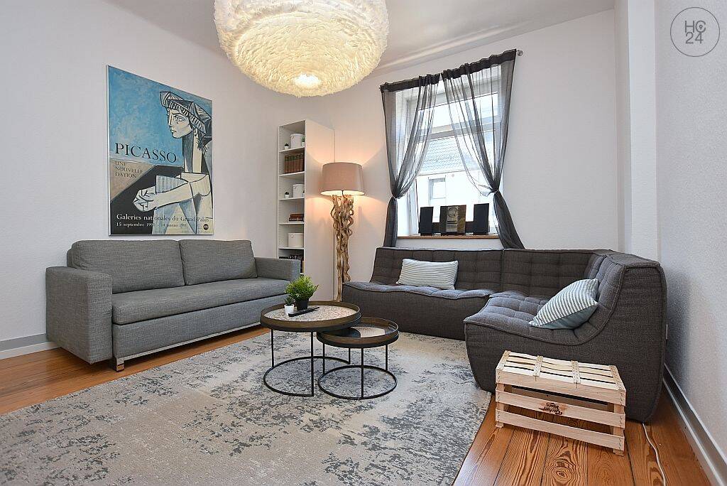 Modern möblierte Wohnung mit Balkon in Stuttgart Bad Cannstatt, 70372 Stuttgart (Bad Cannstatt)